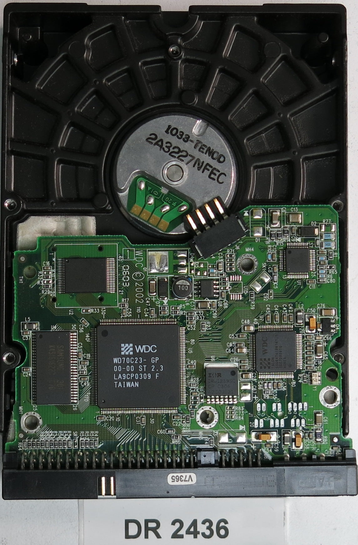 WD400BB-75DEA0, DCM HSBACV2CA, 40GB 3.5, PCB 2060-001129-001 REV A