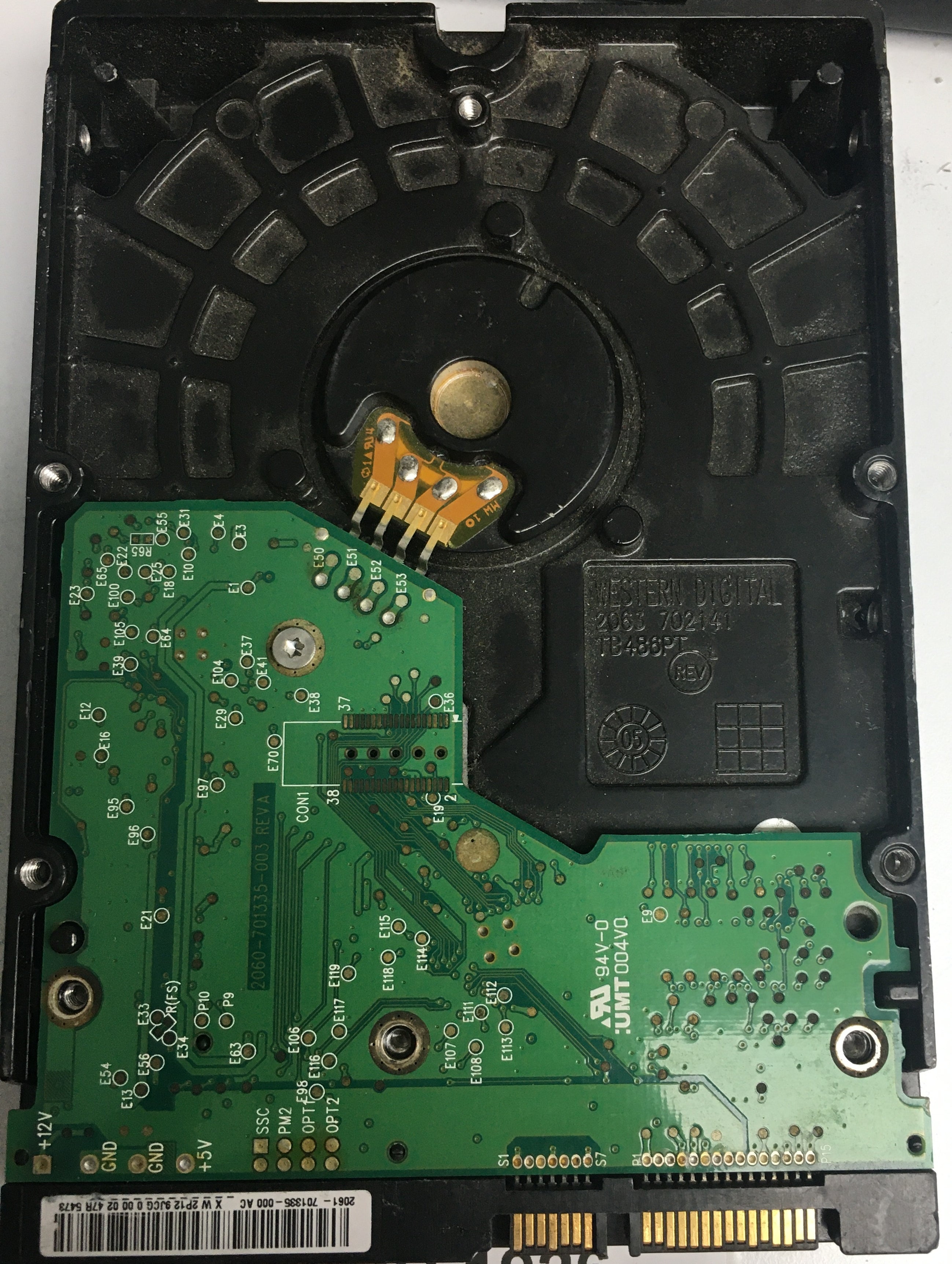 WD400BD-60LTA0, DCM HSBAYTJCA, 40GB 3.5, PCB 2060-701335-003 REV A