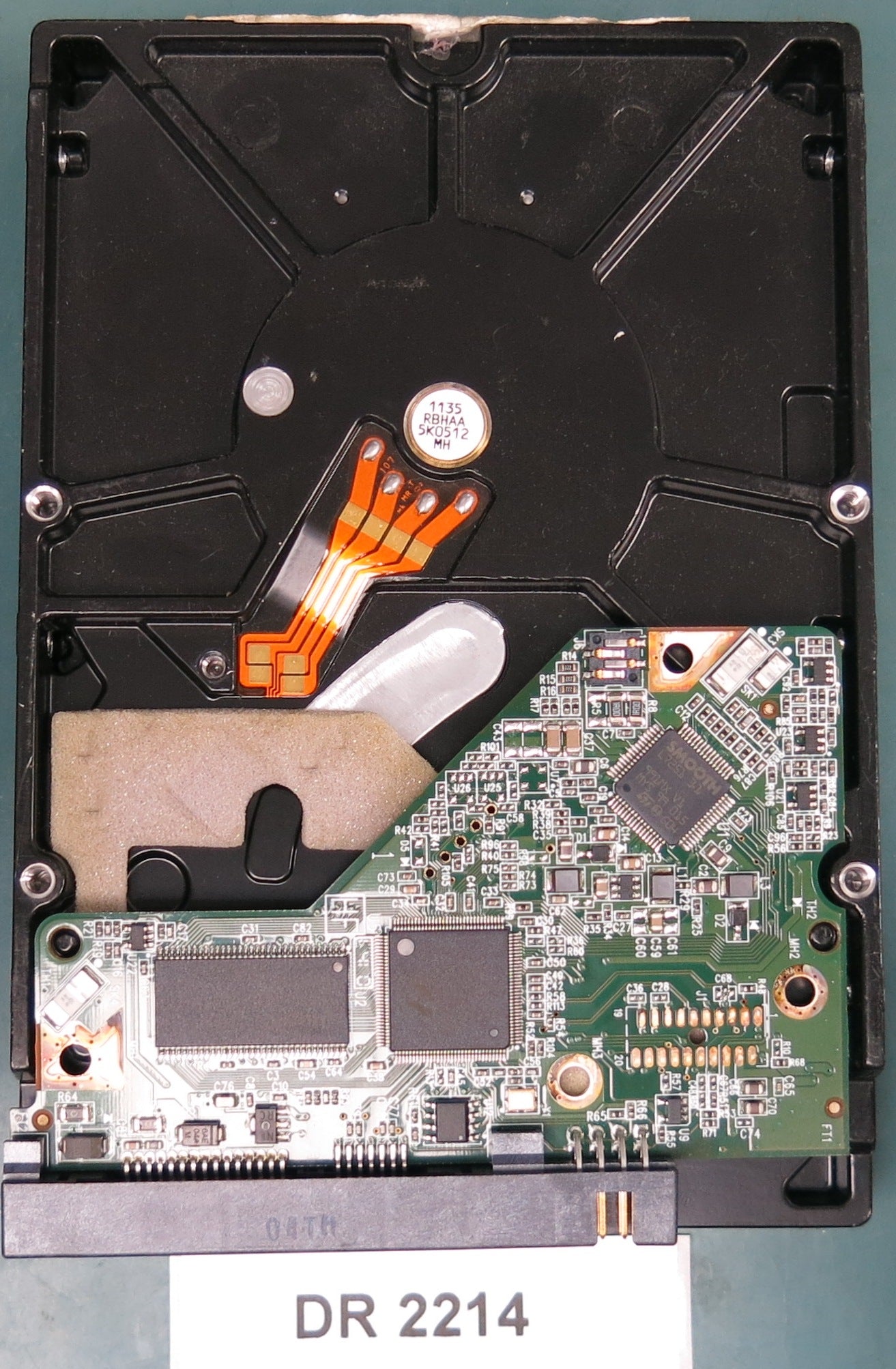 WD5000AAKS-00E4A0,  500GB 3.5,  PCB 2060-771640-002 REV P2,  Serial Number: WCATR1451211