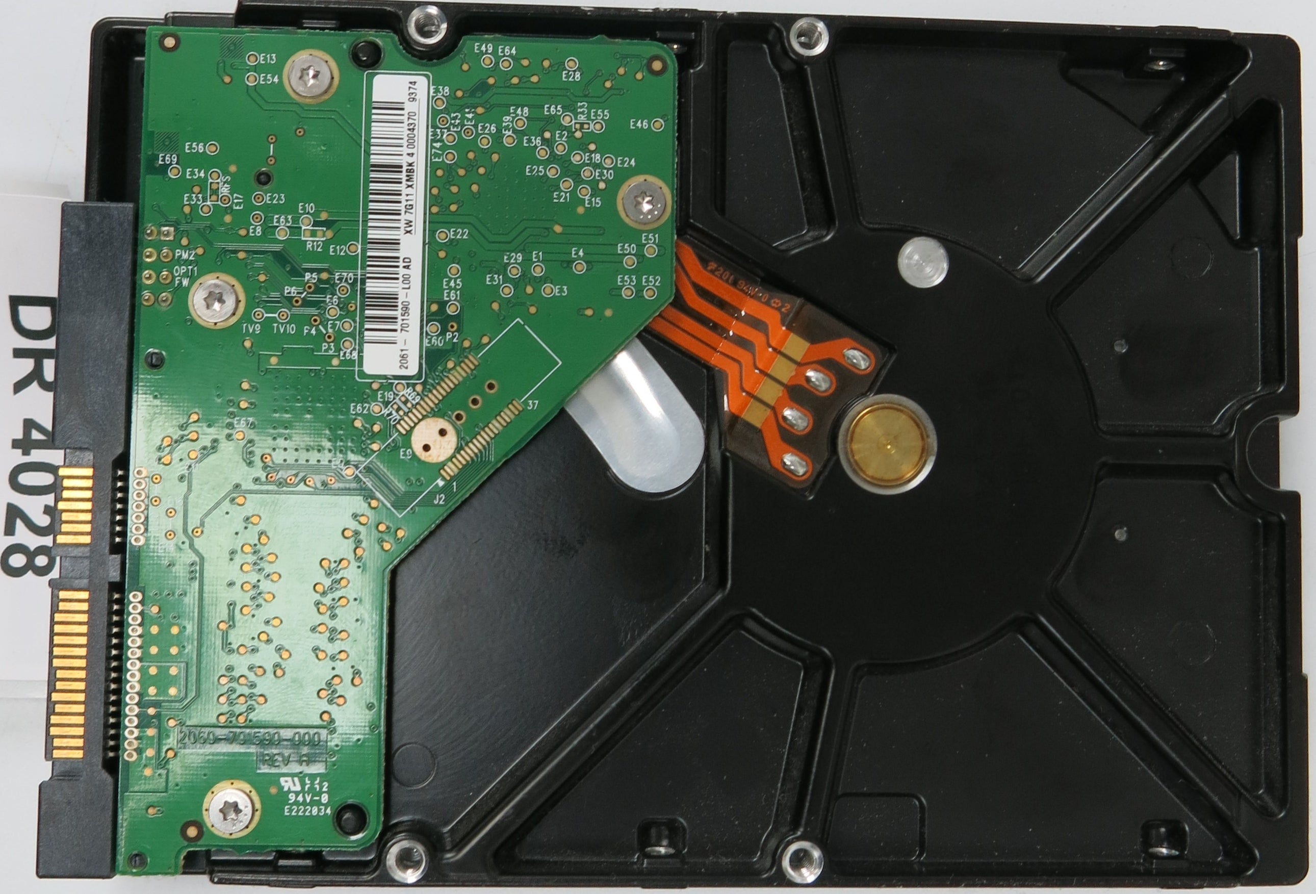 WD5000AAKS-75A7B2, DCM: HBNNHT2MH, Serial Number: WMASY266093, 500GB 3.5, PCB 2060-701590-000 REV A