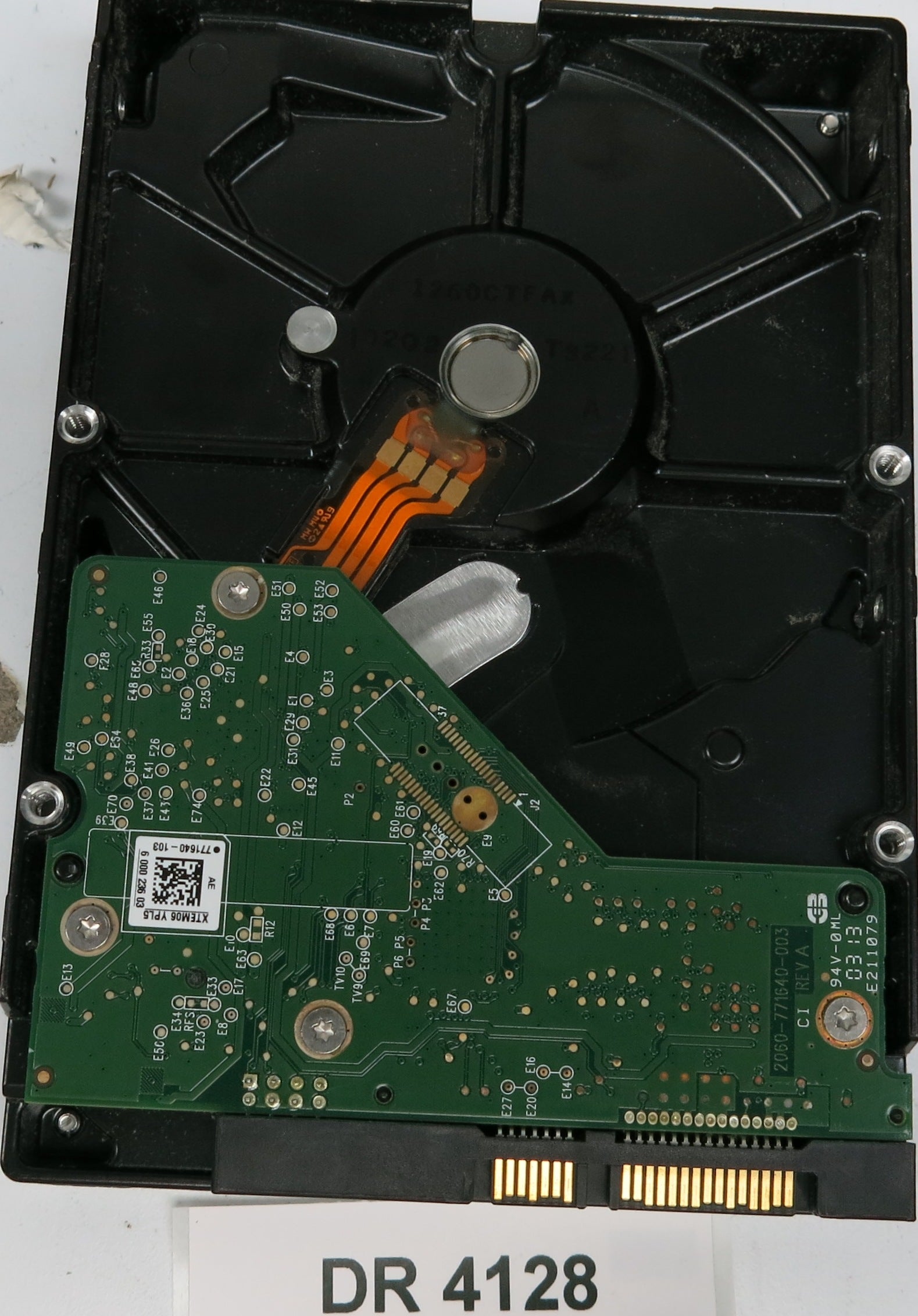 WD5000AAKX-60U6AA0,  DCM: DHRNNT2CEB,  Serial: WCC2EZ411341,  500GB 3.5,  PCB 2060-771640-003 REV A