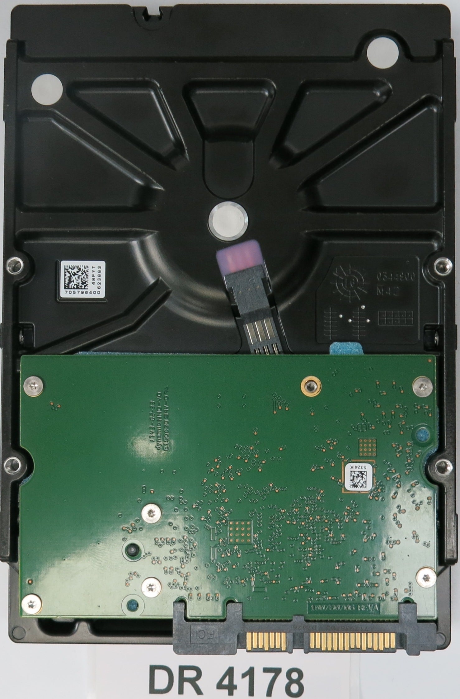 ST2000NM0055,  P/N:1V4104-002,  FW:TN02,  Serial:ZC21VF6R,  2000GB 3.5,  PCB:100760706- REV A