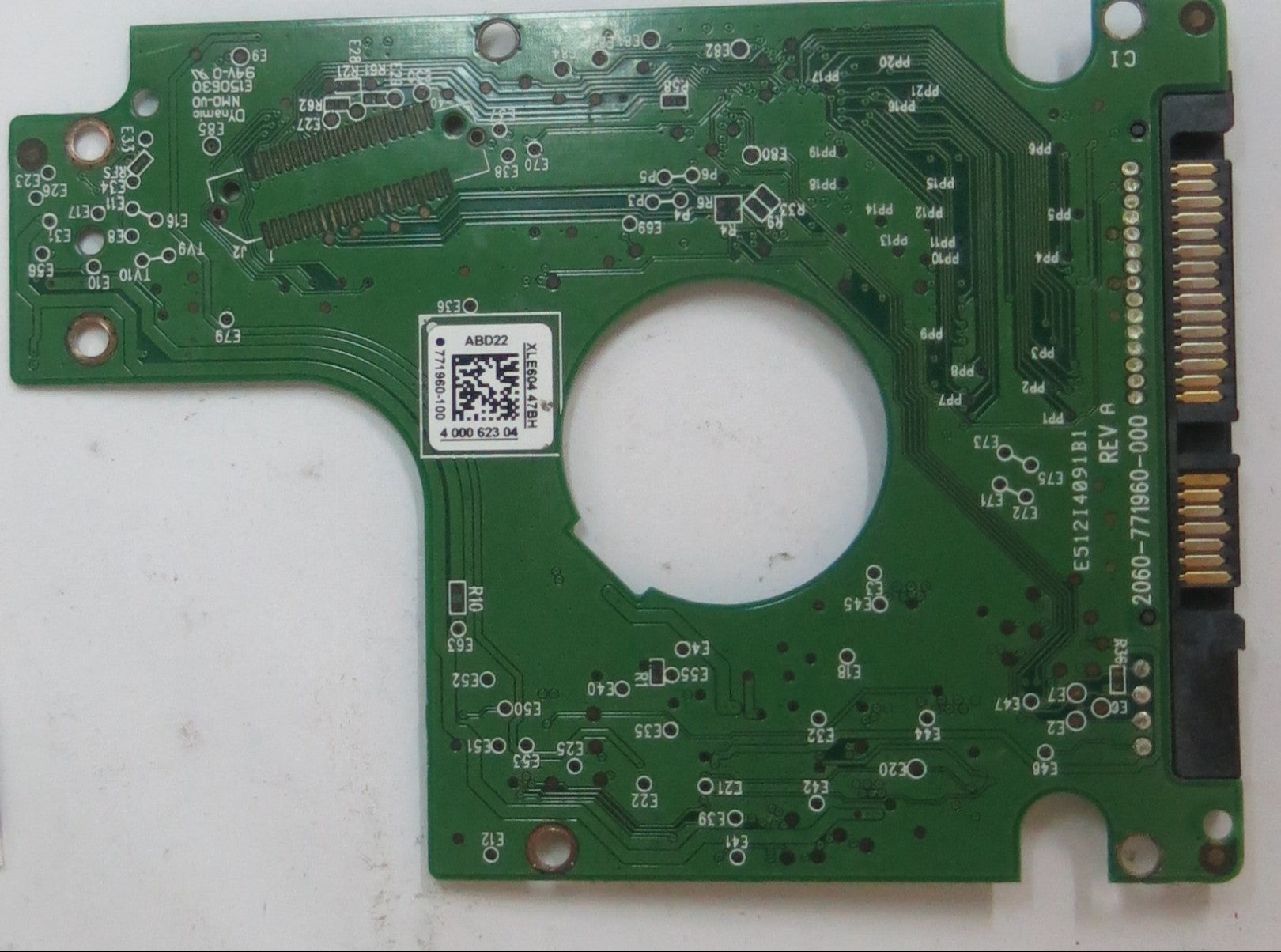 WD5000BPKT-75PK4T0 2060-771960-000 REV A  PCB