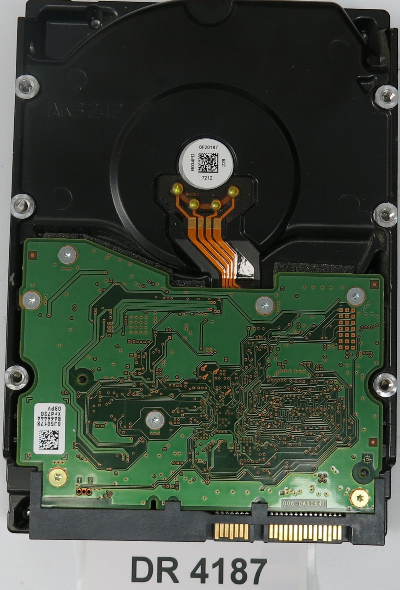 WD6002FRYZ-01WD5B0,  Serial: K1JJ3J2D,  6.0TB 3.5,  PCB 2060-006-0A90641 REV A