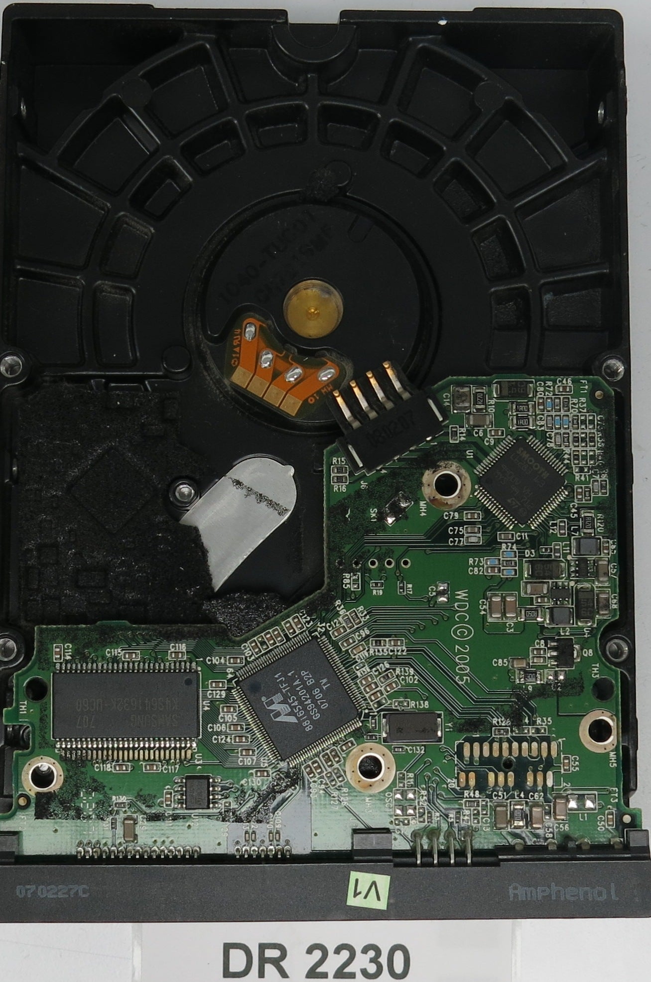 WD800JD-75MSA3 DCM HSBHNTJCH WMAM9LS25772 80GB 3.5 PCB 2060-701335-005 REV A