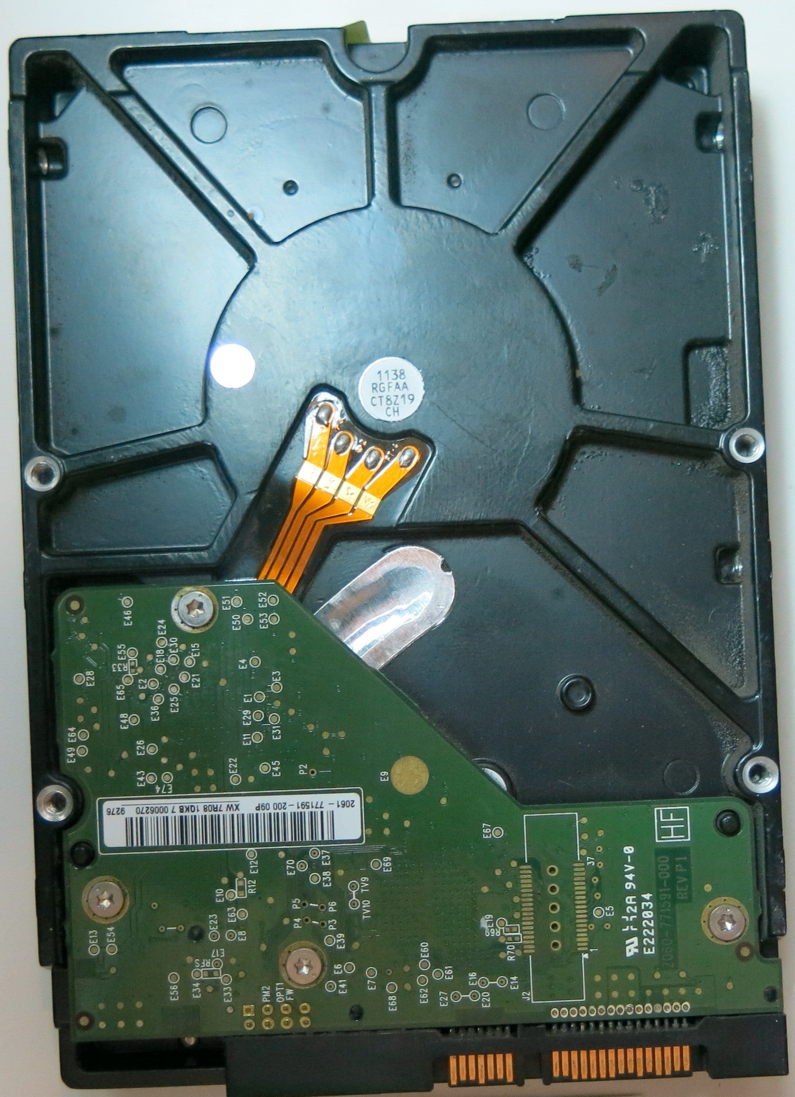 WD1001FALS-40K1B0 PCB: 2060-771591-000 REV P1 SERIAL NUMBER: WMATV0645407 DCM HANNHV2AA 1 TB