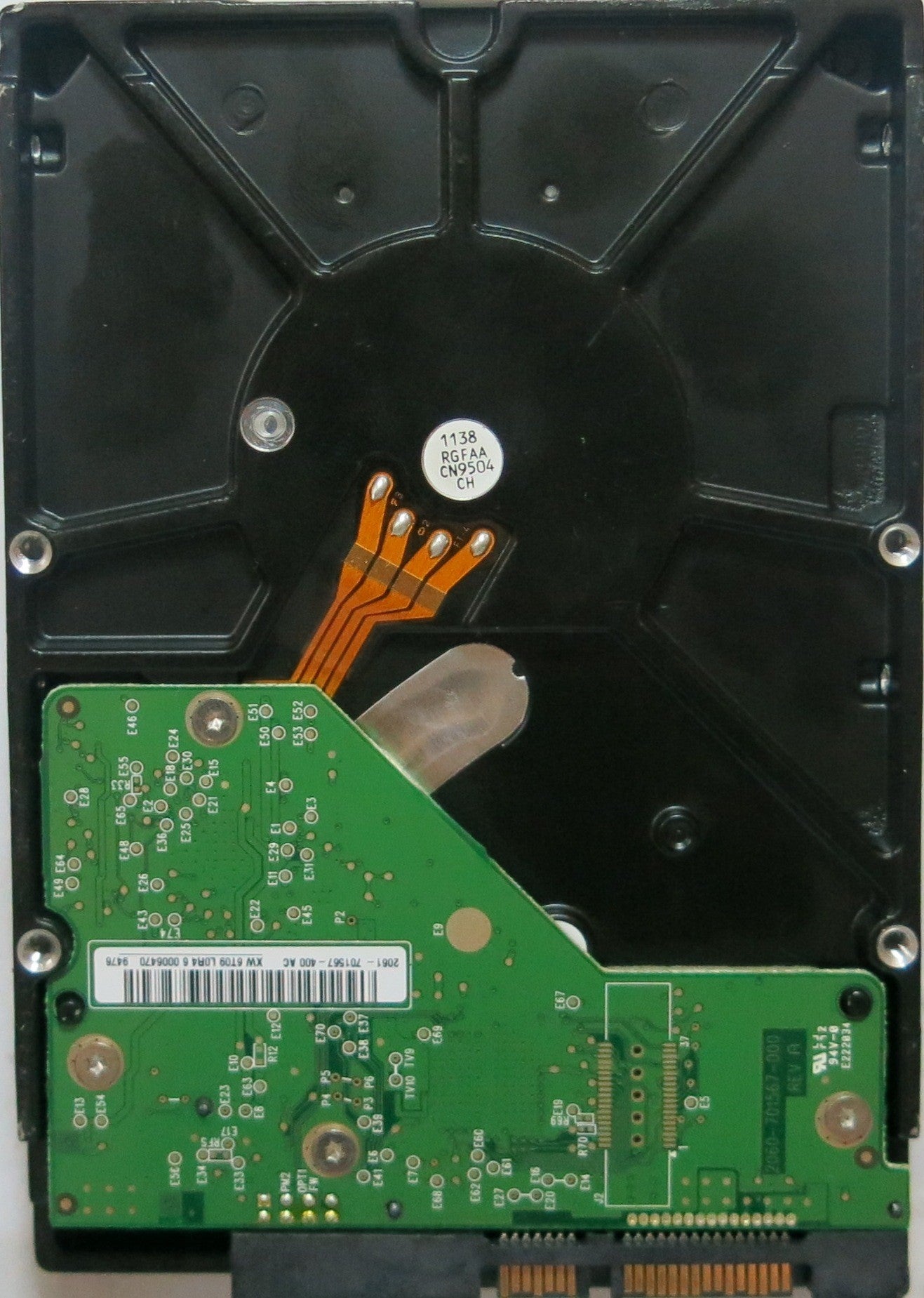 WD1002FBYS'05A6B0 PCB: 2060-701567-000 REV A SERIAL: WMATV1750184 DCM: ANNHV2AA FW ANNHV2AA  1,0TB