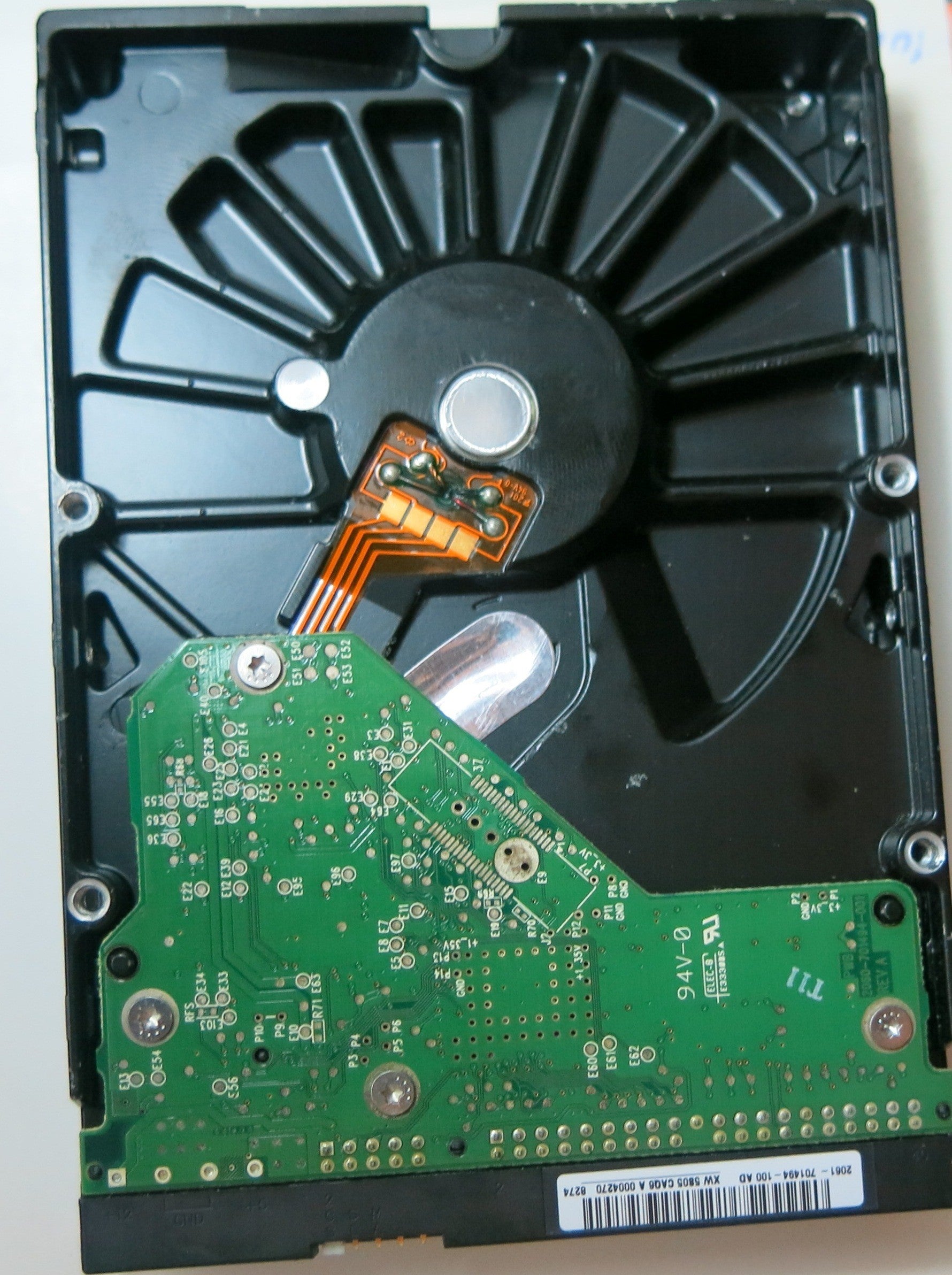 WD1600AABB-56PUA0 PCB: 2060-701494-001 REV A SERIAL NUMBER: WMAP9D151599 DCM EGRNHTJCH 160GB