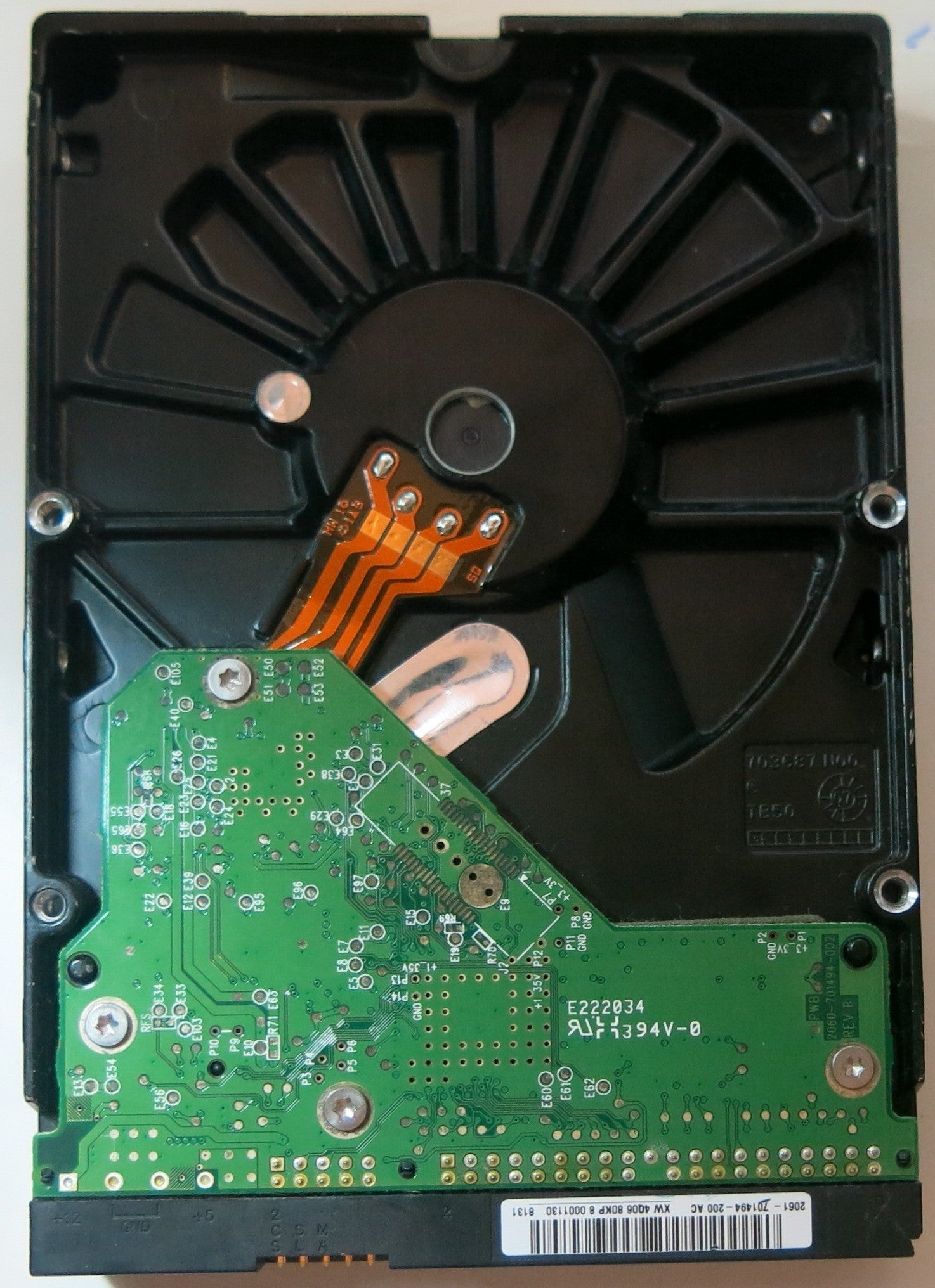 WD1600AABB-56PUA0 PCB: 2060-701494-002 REVB SERIAL NUMBER:  WMAP97976248 DCM HGNNHT2CG 160GB