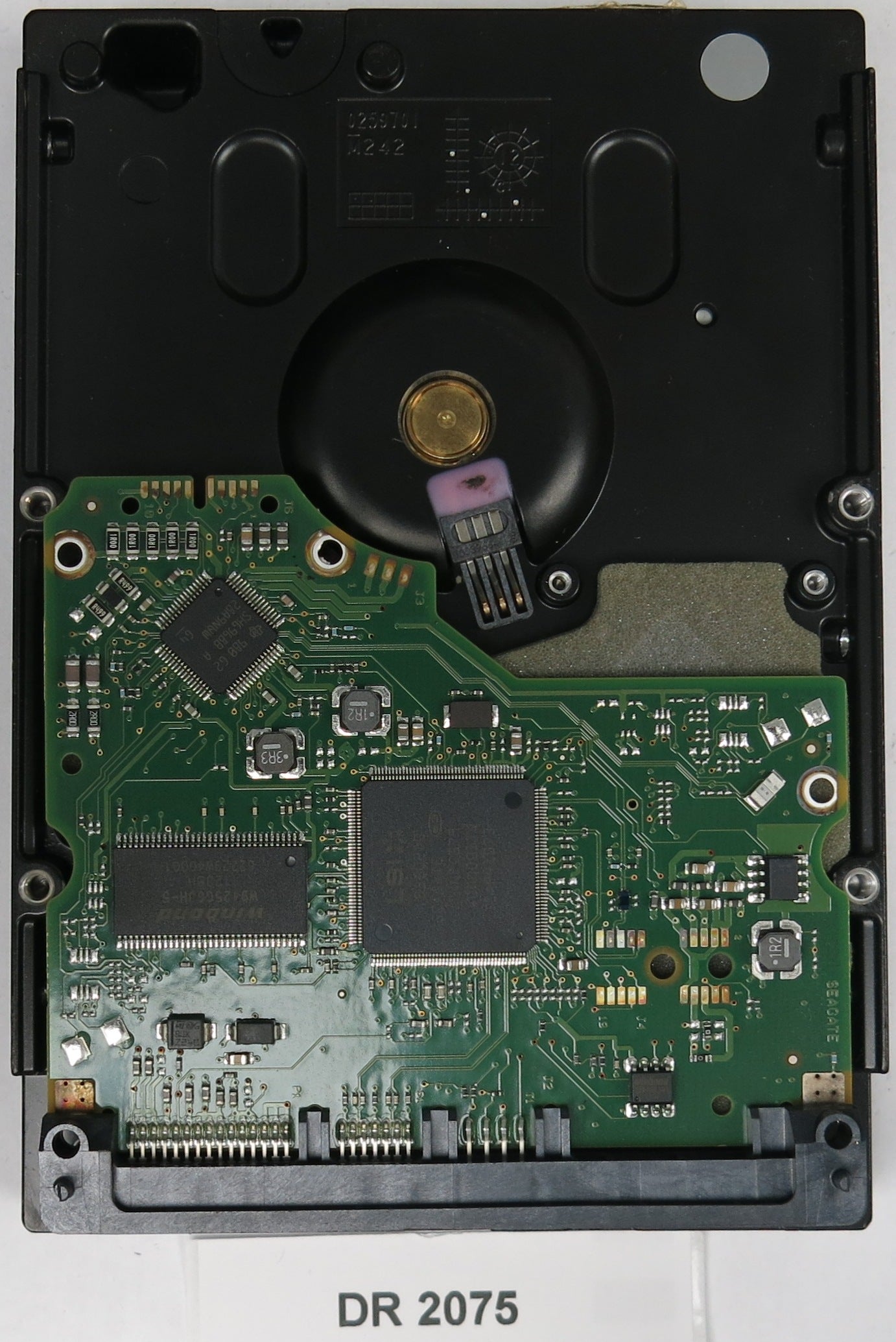 ST31000524AS,  P/N:9YP154-304,  FW:JC4B,  Serial:5VPDKHFA,  1000GB 3.5,  PCB:100574451- REV B