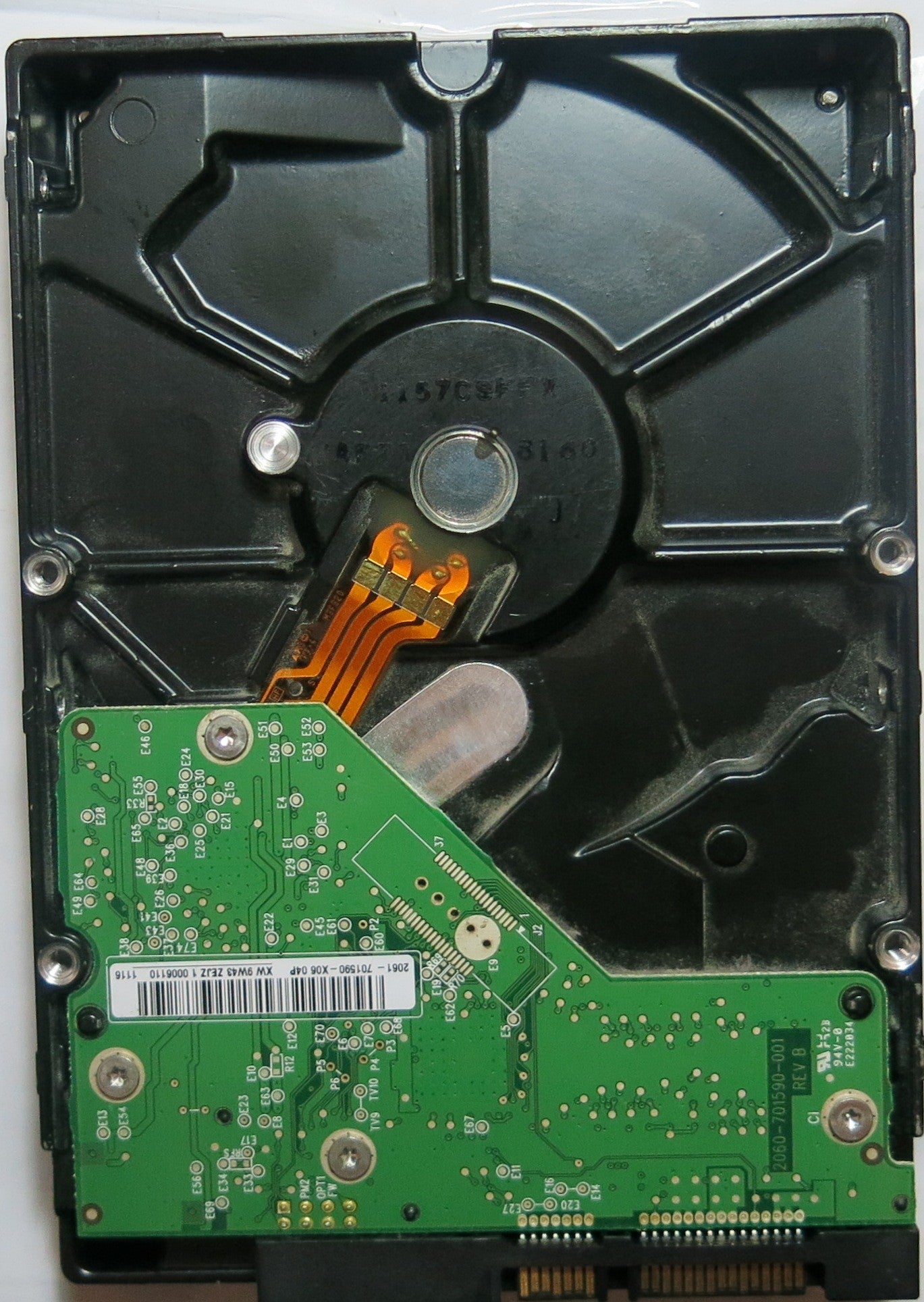 WD1600AAJS-75M0A0    PCB: 2060-701590-001 REV A SERIAL WMAV3H636771 FW DGRNHT2CG  160,GB