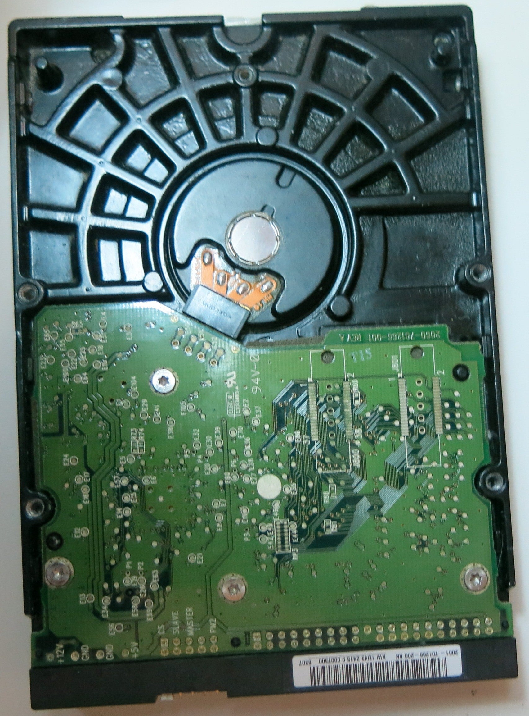 WD1600BB-56GUCO PCB: 2060-701266-001 REV A SERIAL NUMBER: WMAL94893940 DCM HSBHCT2AH 160GB