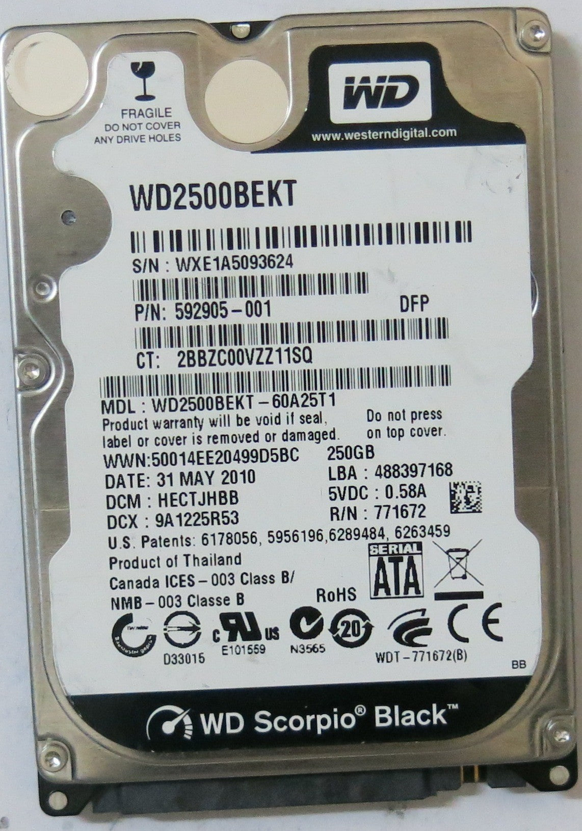 WD2500BEKT-60A25T1,  PCB: 2060-771672-004 REV A, SERIAL NUMBER: WXE1A5093624, FW:HECTJHBB, 250GB