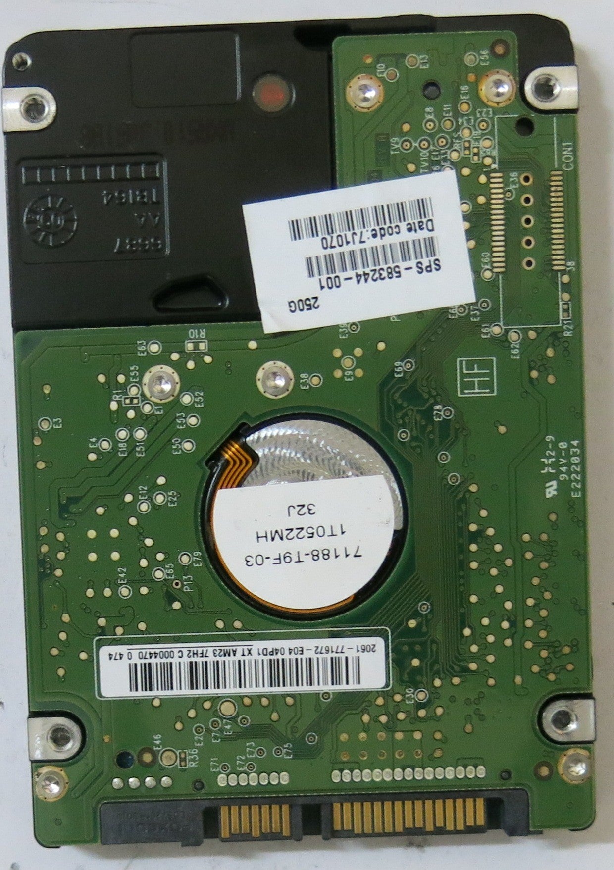 WD2500BEKT-60A25T1,  PCB: 2060-771672-004 REV A, SERIAL NUMBER: WXE1A5093624, FW:HECTJHBB, 250GB