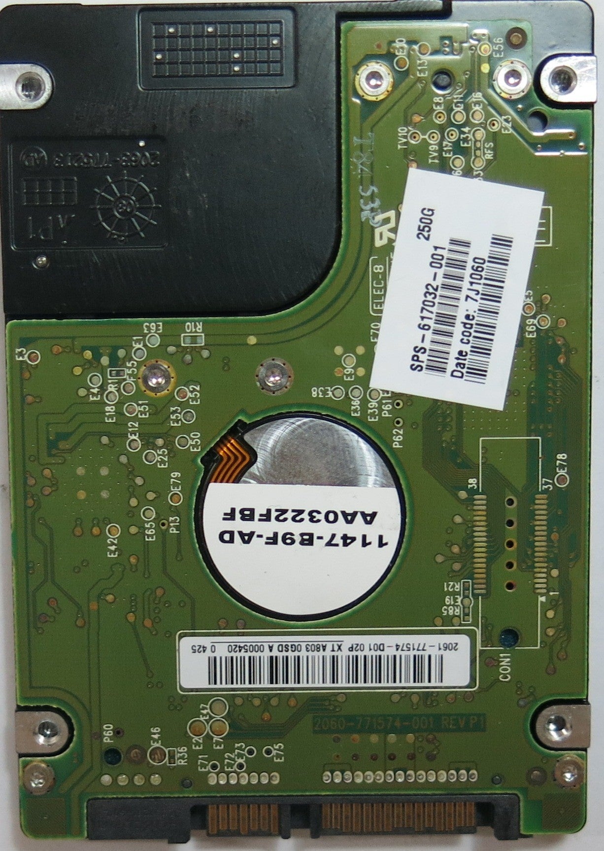 WD2500BEKT'60V5T1, PCB: 2060-771574-001 REV P1 , SERIAL WXL1C1039358, FW: EHNTJBBB 250,GB