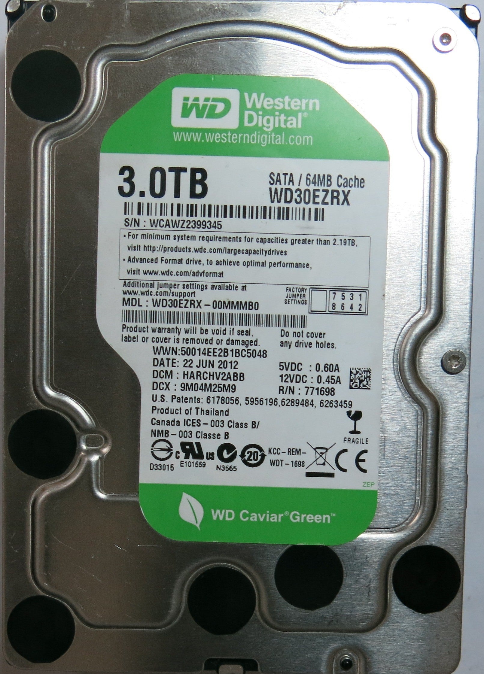 WD30EZRX-00MMMB0    PCB: 2060-771698-004  SERIAL WCAWZ2399345  FW HARCHV2ABB  3,0TB