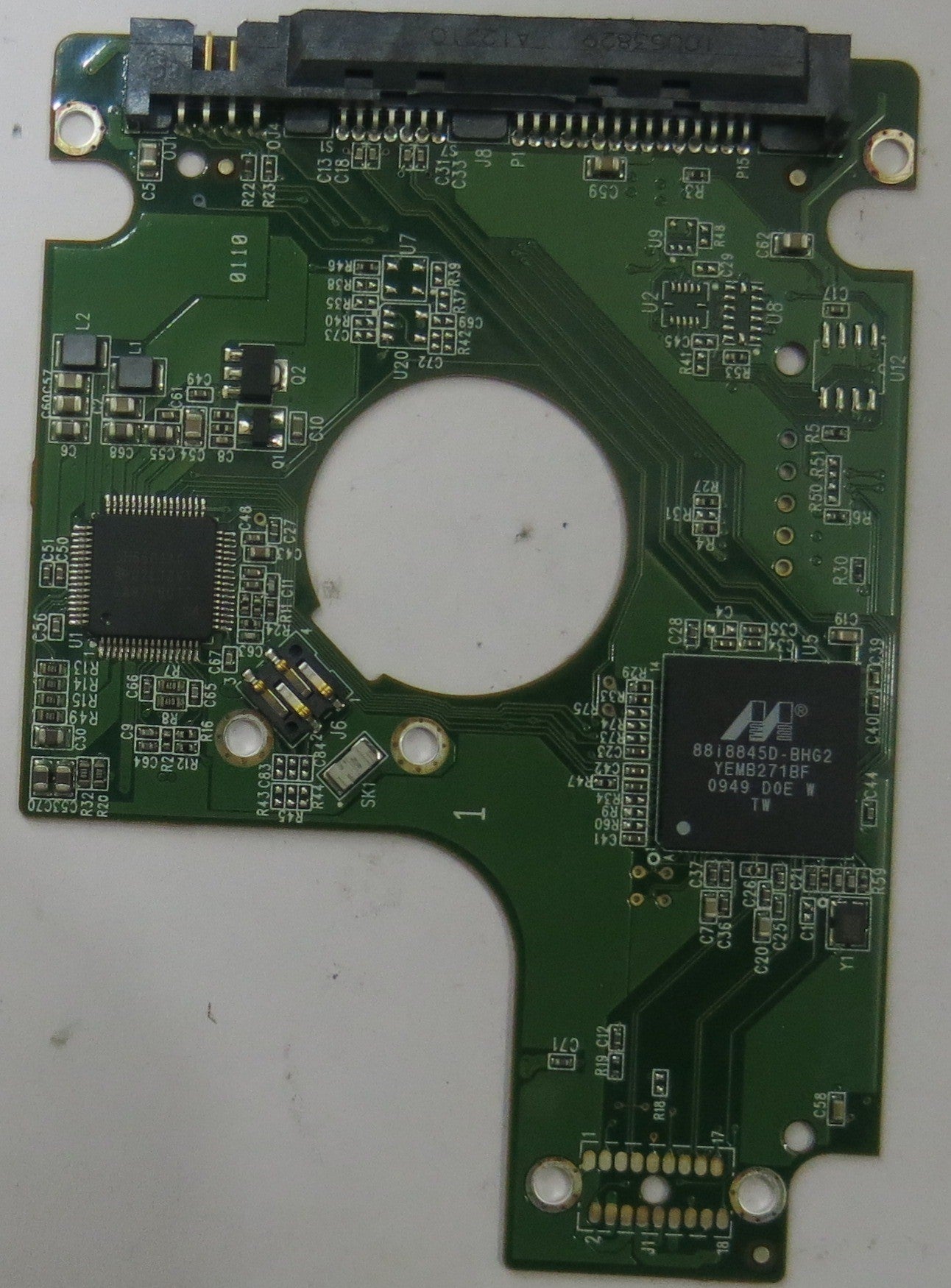 WESTERN DIGITAL WD3200BEKT-60V5T1 2060-771574-001 REV A PCB