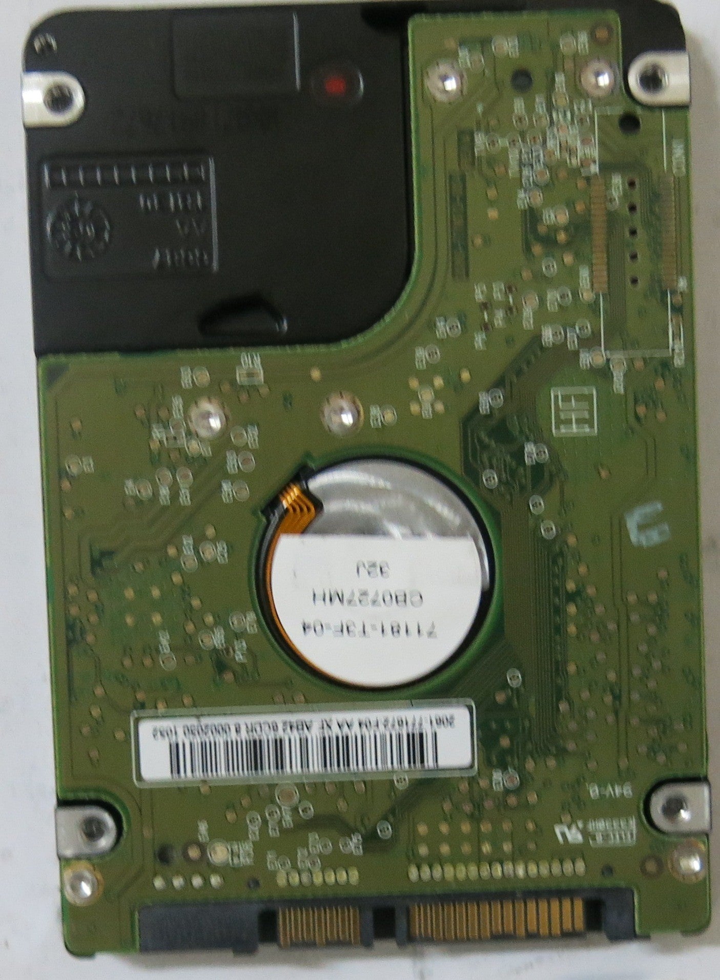 WD3200BVVT-63A26Y0  , PCB: 2060-771672-004 REVA, SERIAL NUMBER. WXD1A70P8220, FW:HECVJABB 320-GB