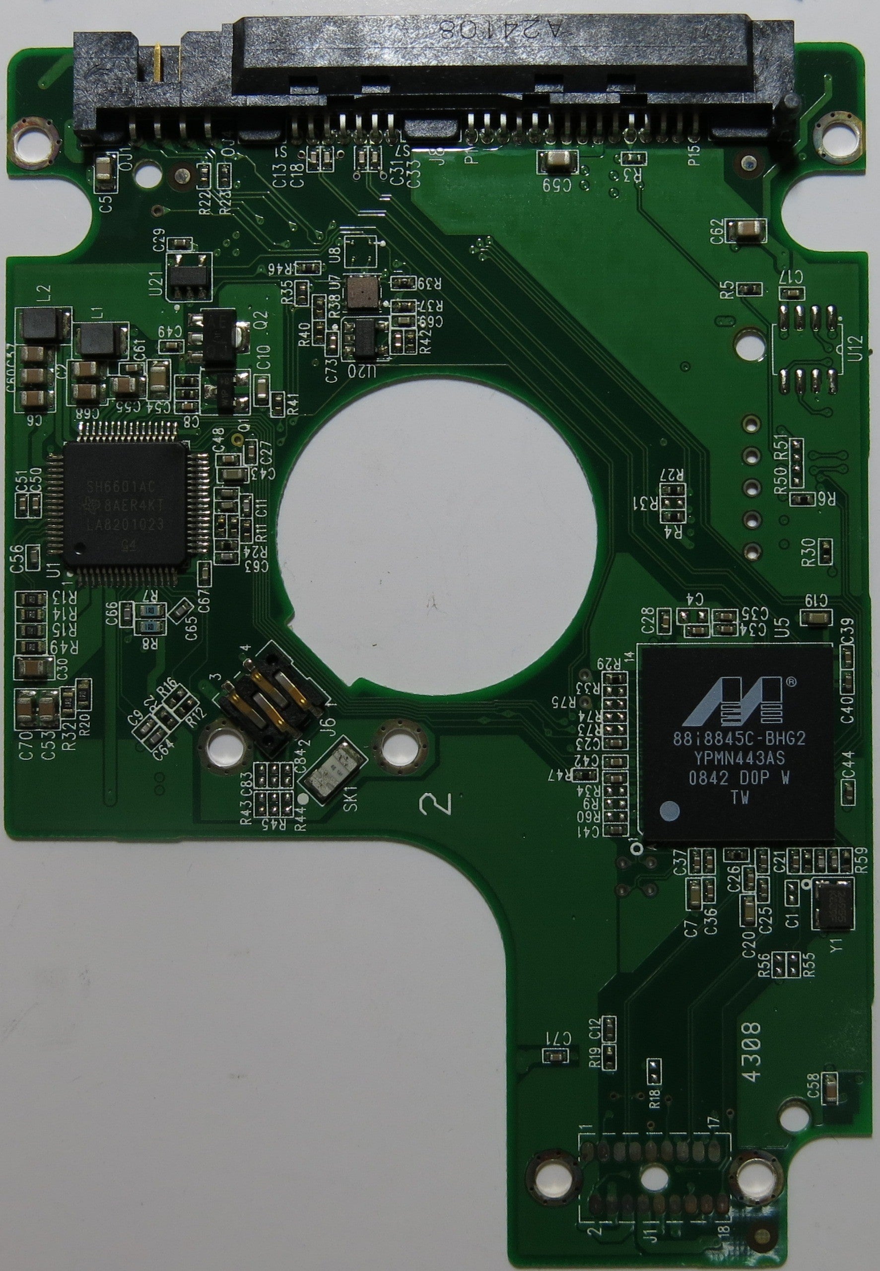WESTERN DIGITAL WD5000BEVT-00ZAT0 2060-701572-002 REV A PCB