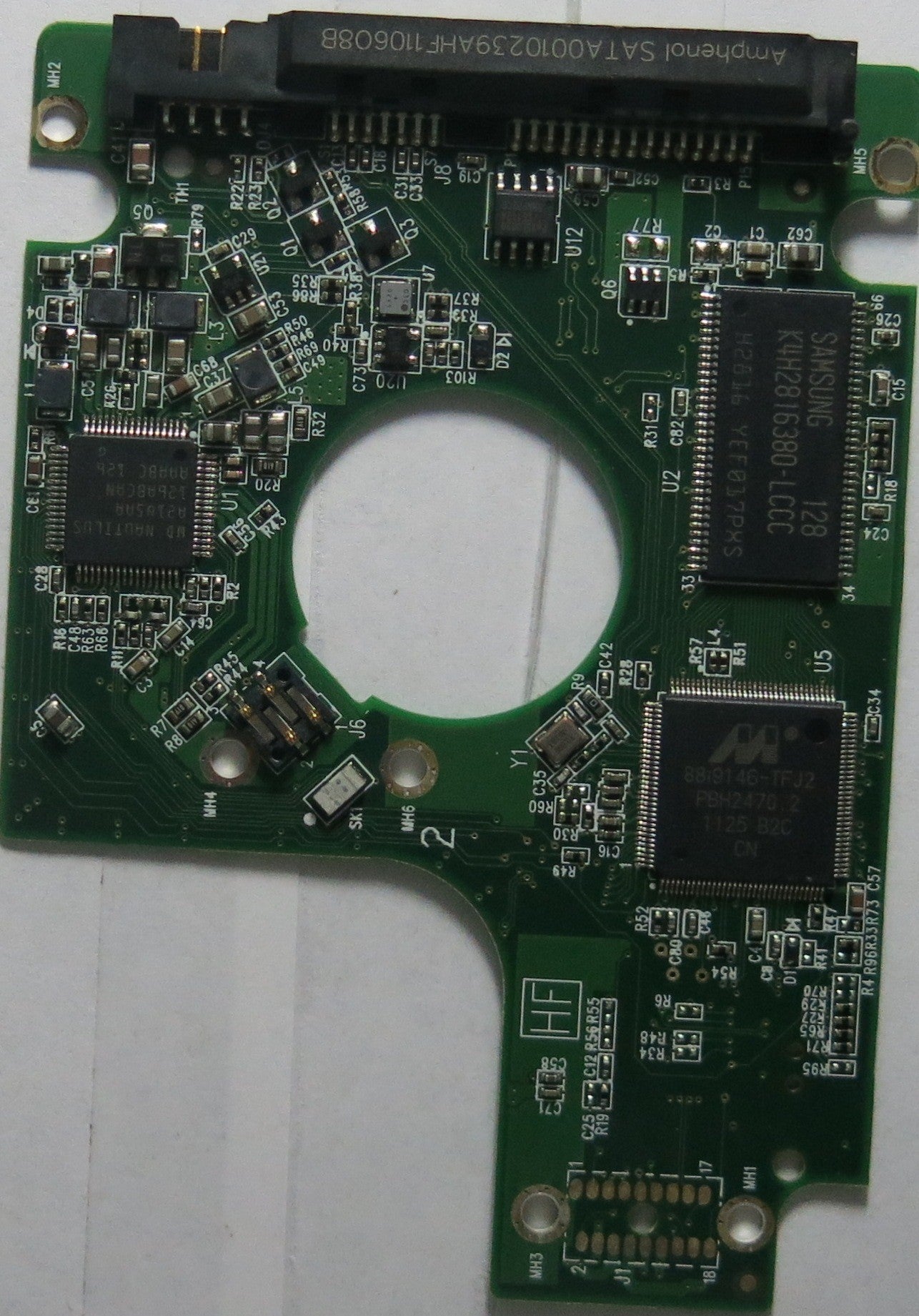WESTERN DIGITAL WD6400BPVT-60HXZT3 P/N 614984-002 P/N 2060-771820-000 REV P1PCB
