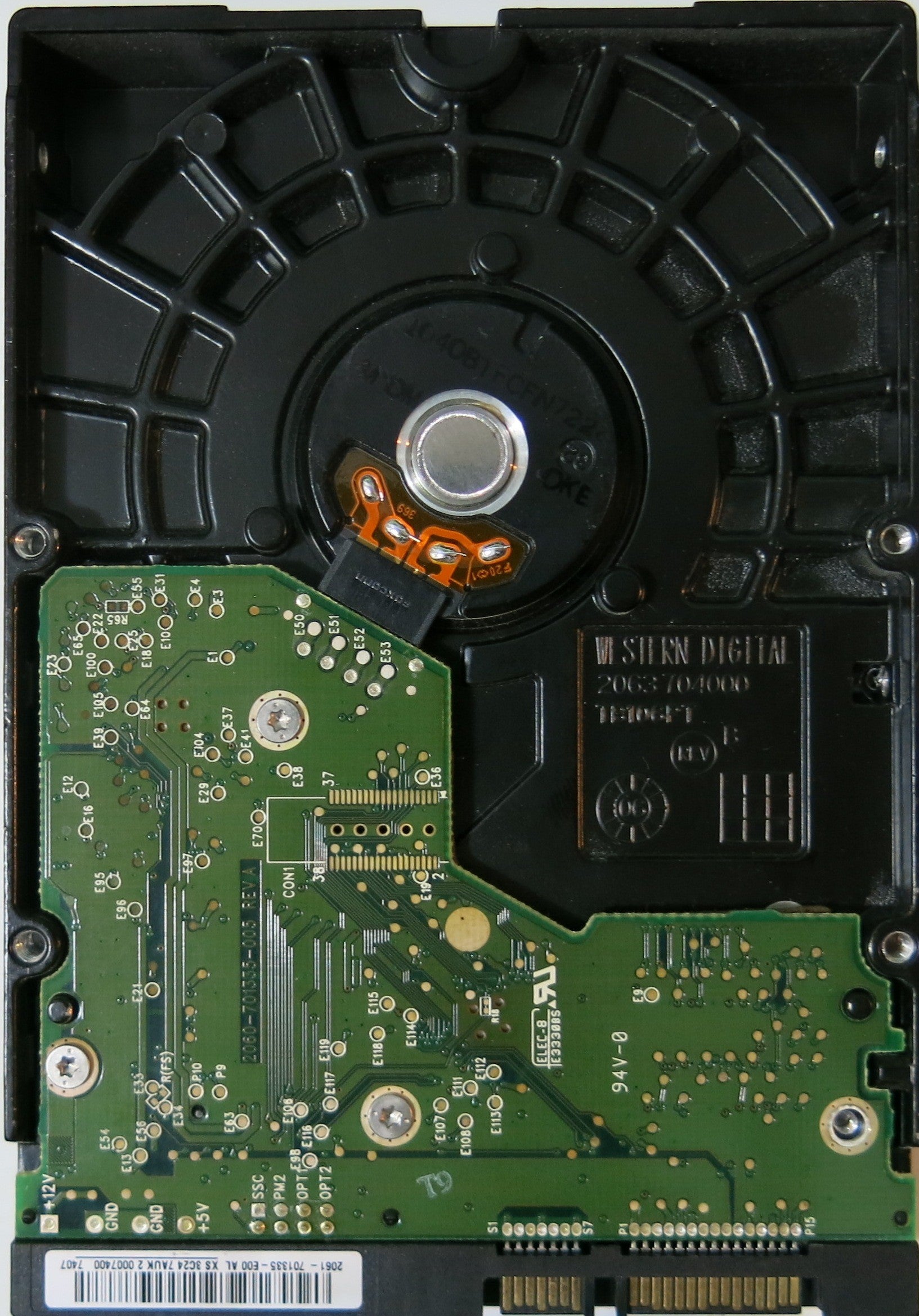 WD800JD-75MSA3 PCB: 2060-701335-055 REV a SERIAL NUMBER: WMAM9LT95956 PN:ONR694 80GB