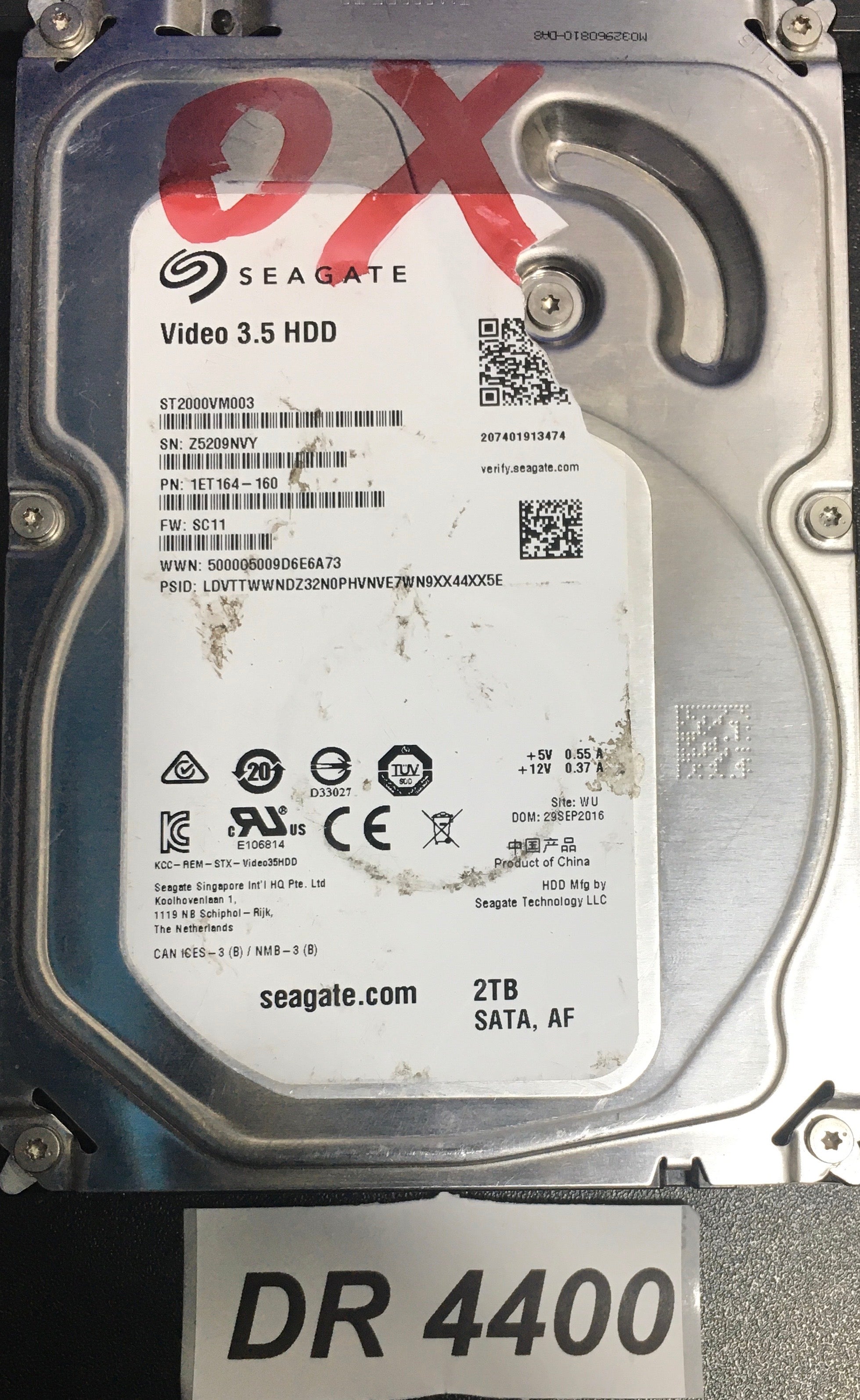 ST2000VM003 P/N:  1ET164-160  FW:SC11 Serial Number: Z5209NVY  2000GB 3.5  PCB: 100724095 REV A